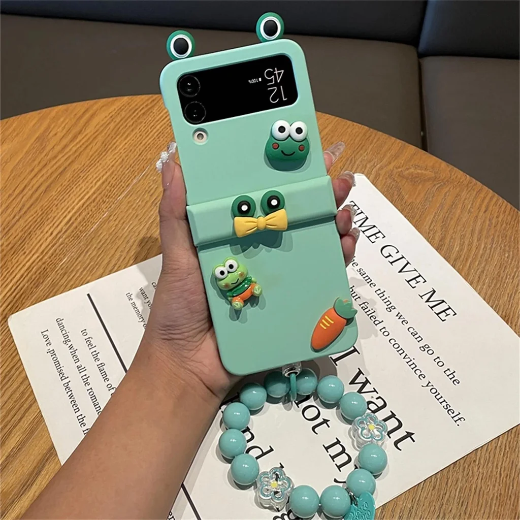 Fashion Cute Cartoon Frog Carrot Case with Beads Hand Chain For Galaxy Z Flip 6 5 4 3 5G Flip4 Zflip3 Zflip5 Portable Cover