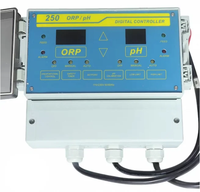 

Automatic Swimming Pool Water Quality mo nitor System