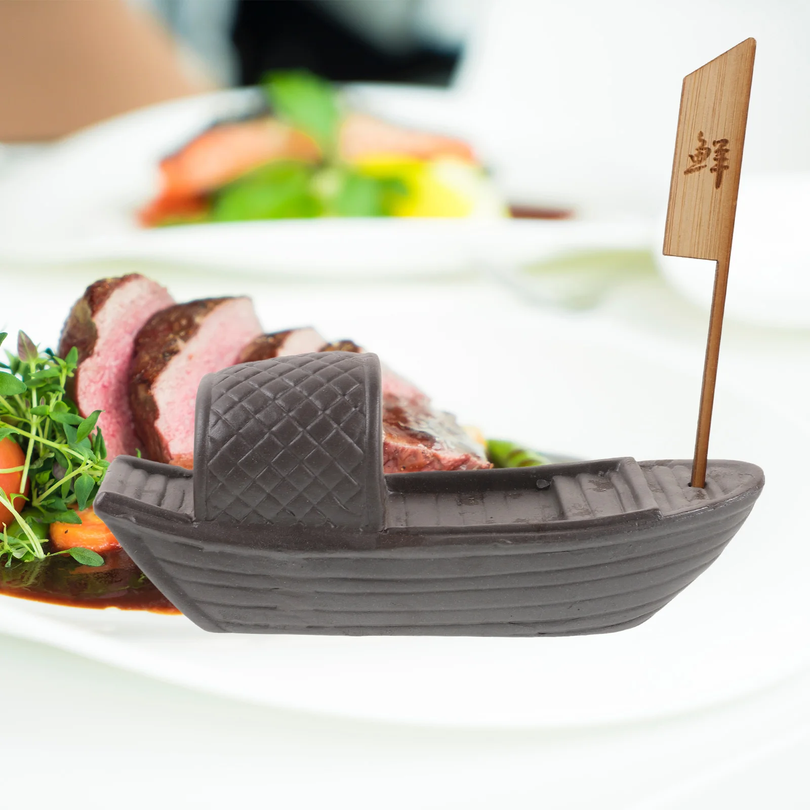 

Dry Ice Cup Decorative Sushi Plate Japanese Serving Tray Artificial Flower Boat Shape Dish Platter Ornament