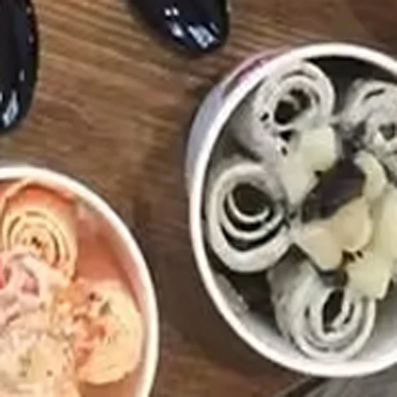 

Fresh Fruit Stir Fried Ice Cream Roll Machine Thai Style Flat Plate Stir Fried Ice Cream Machine