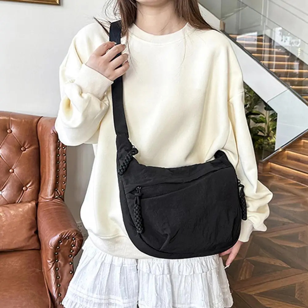 

Modern Moon Shape Shoulder Bag Foldable Hobo Shoulder Bag Stylish Dumpling Bag with Adjustable Strap Multiple Pockets for Use