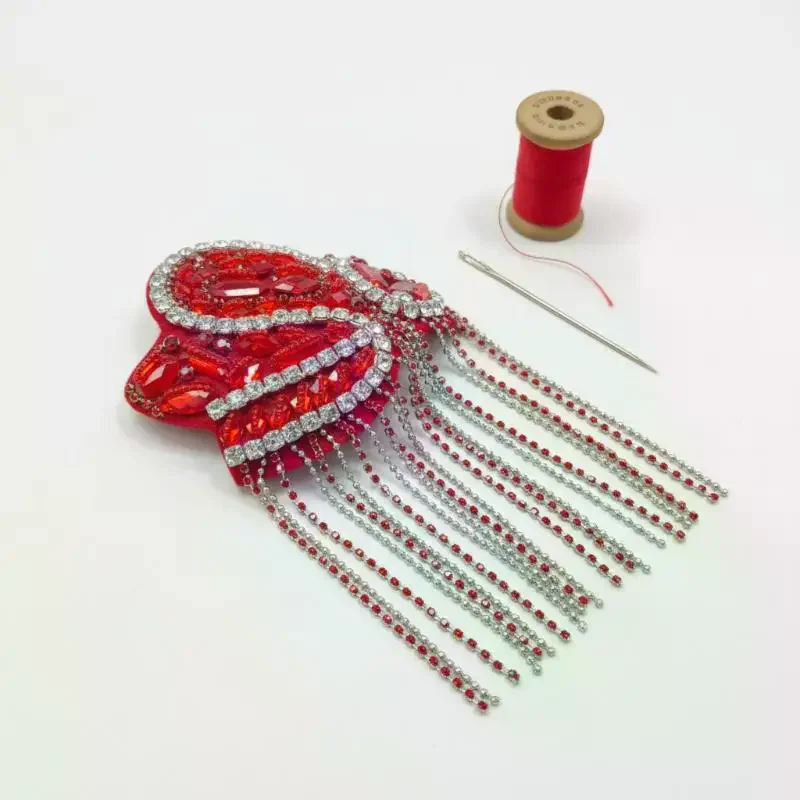 Beaded Rhinestone Epaulet Shoulder Tassel Sparkling Costume Accessories for Women for Evening Party Cosplay Event Dress