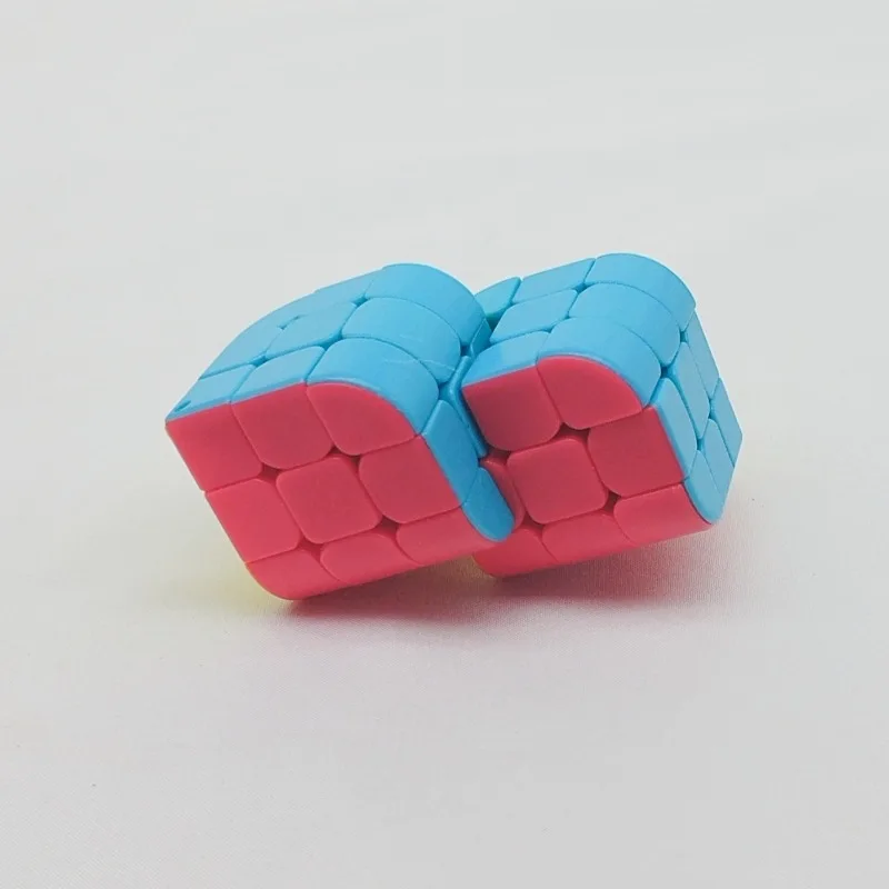 

[Wisdom] Irregular-shaped Connected Cube Puzzle 3 Color 2 Consecutive 4 Cube Restricted Rotating Connected Cube Fidget Toys Gift