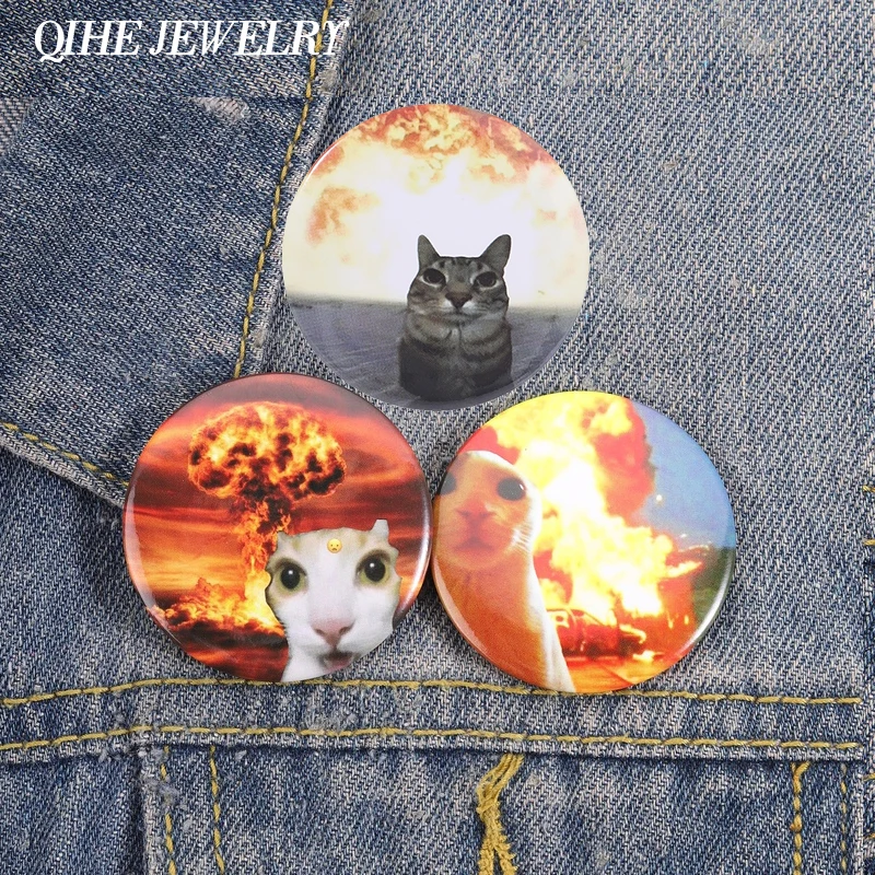 Exploding Cat Meme Tinplate Soft Button Pin Humor Mushroom Cloud Car Explosion Cat Brooch Lapel Badge Jewelry Gift for Friends