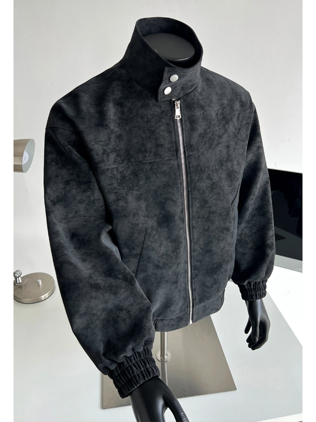 

Мужская мотоциклетная куртка из искусственной кожи с окрашиванием, воротник-стойка, рабочая одежда, модный американский крой, стильная, осенняя...