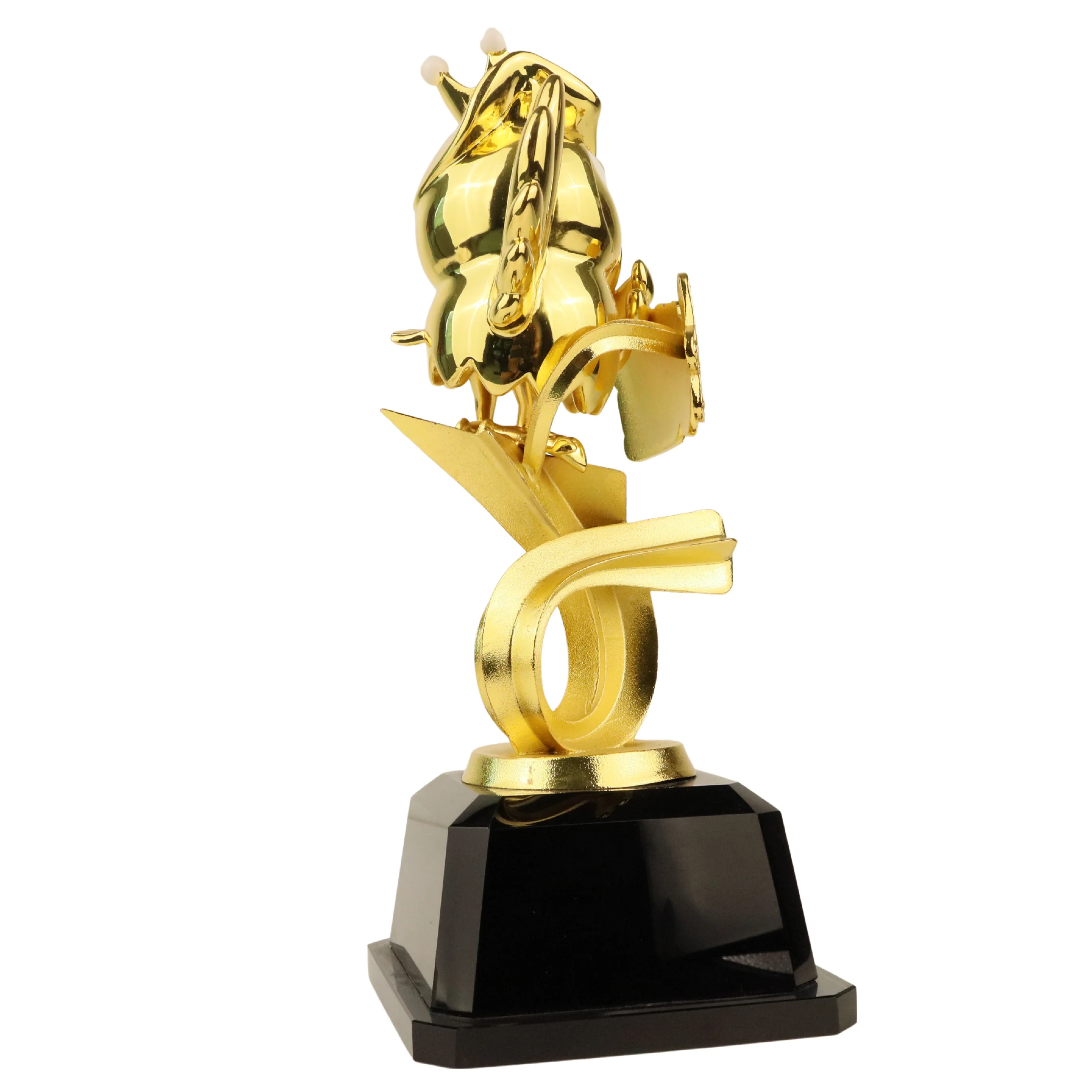 Wholesale Small Animal Sculpture Award Statues Birthday Party Gift Metal Golden Sculptures Soccer Trophy for Home Decoration