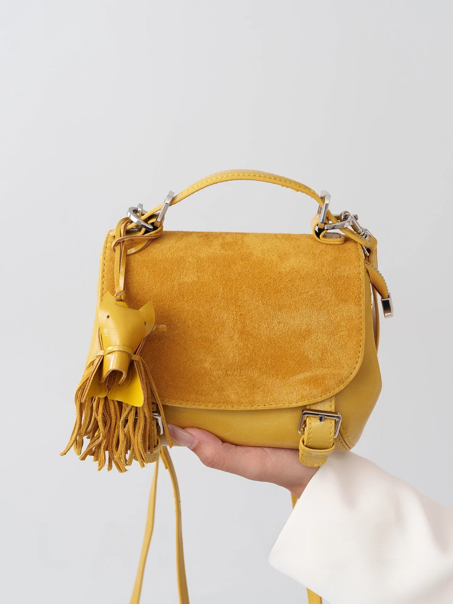 sac-a-main-multifonctionnel-en-cuir-mat-de-luxe-selin-weiss-sac-a-bandouliere-sac-a-main-pour-femme-sac-a-main-souple-pour-un-usage-quotidien