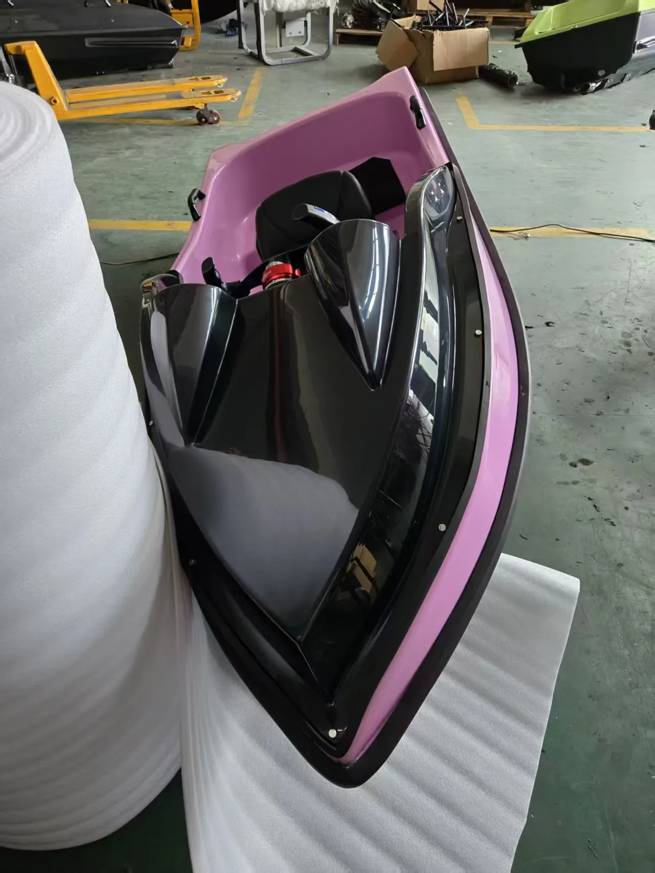 High-performance Motorboats, High-speed Boats, Assault Boats, Personal Watercraft, and Yachts for Outdoor Sports