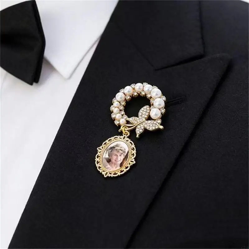 Scratch Proof Butterfly Jewelry Piece Suitable For Business Attire