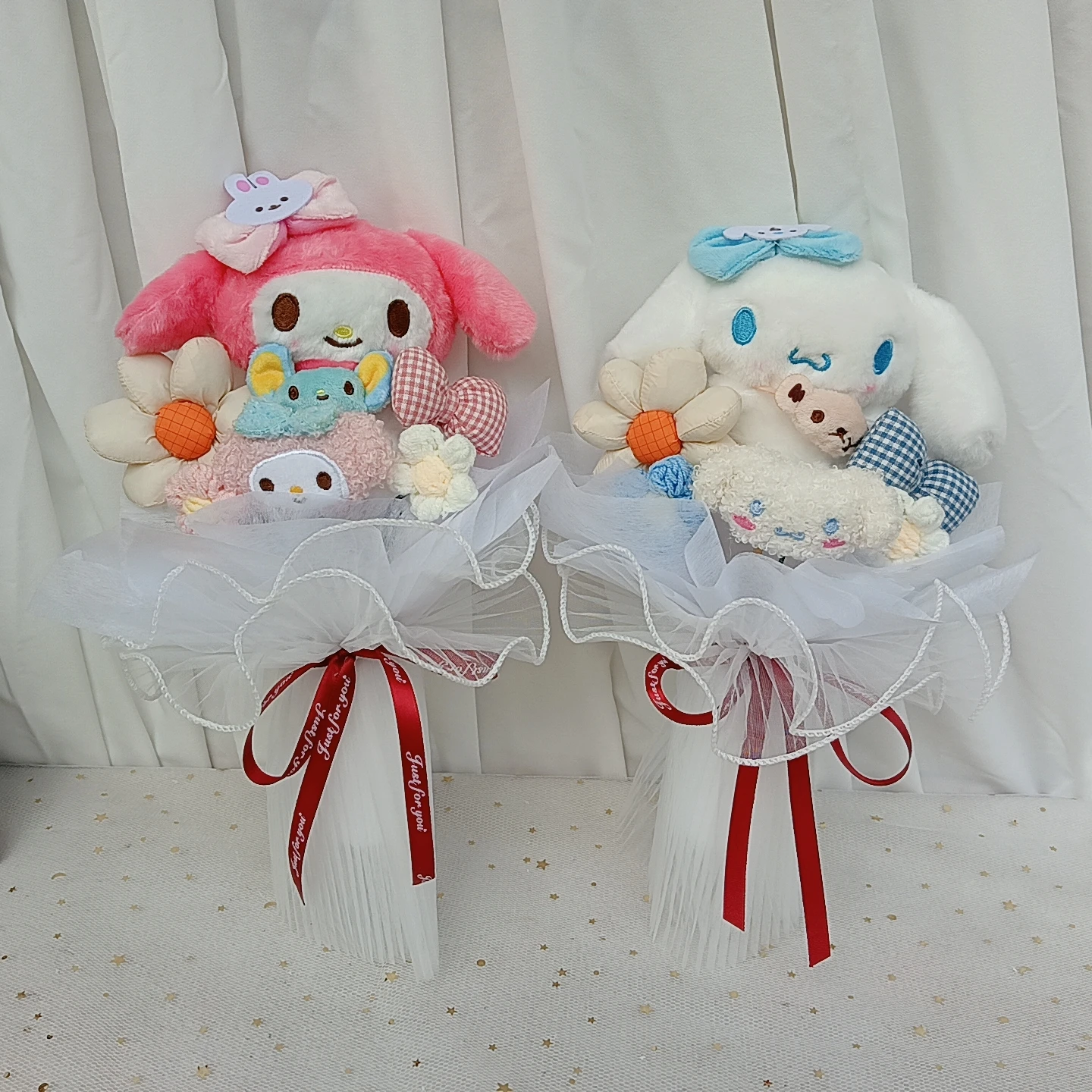 MINISO Christmas Gifts Hello Kitty Kuromi My Melody Cinnamoroll  Plush Toy With Bow Bouquet Anime Valentine's Day Wedding Party
