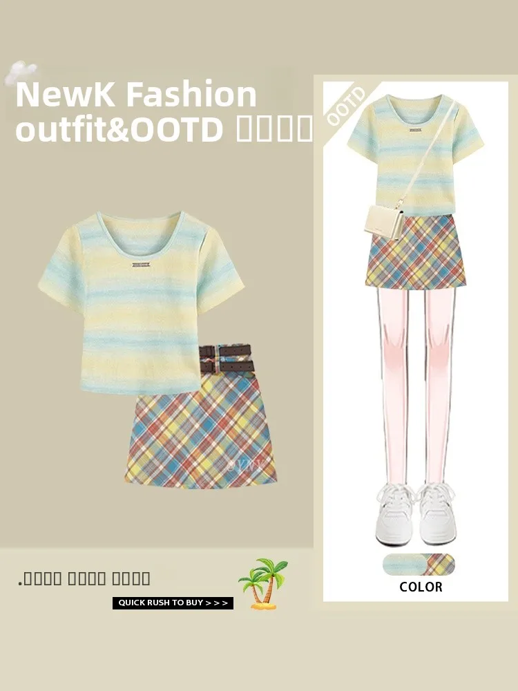 

Желтая футболка в милую полоску. Женский антивозрастной комплект Faion с клетчатой юбкой. Костюм из двух предметов. Круглый Ne ort S...