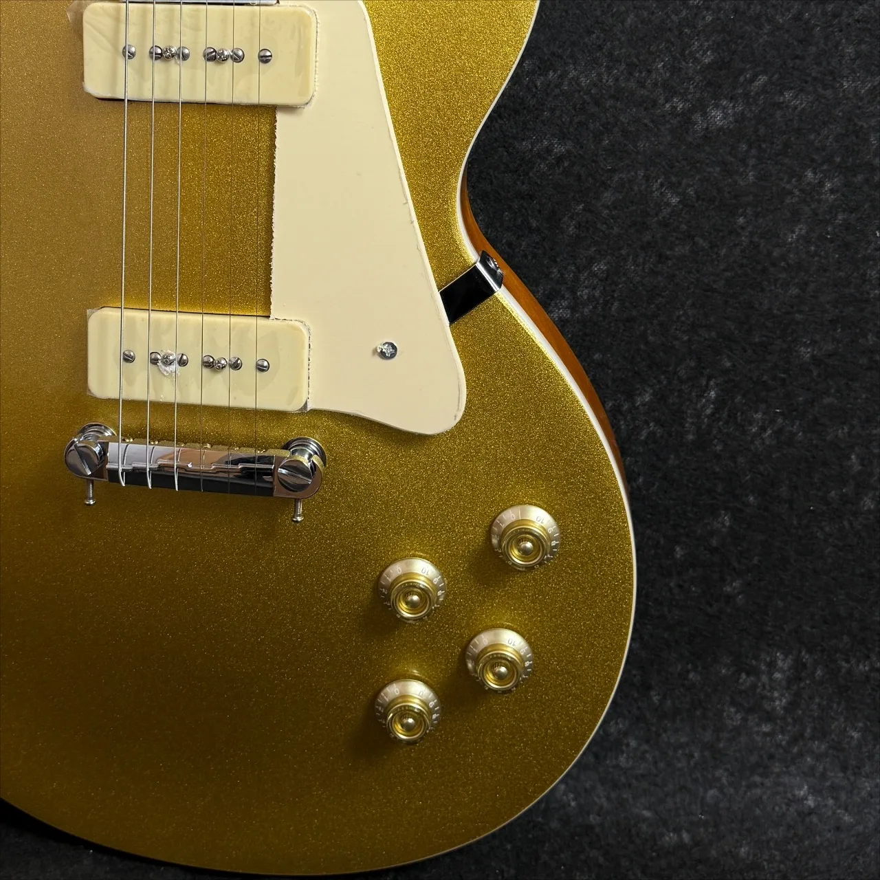 Gold Sparkle P90 Pickup Gold Tuners Mahogany Body LPGUI Electric Guitar HH Pickup Cutaway Body Rosewood Fingerboard