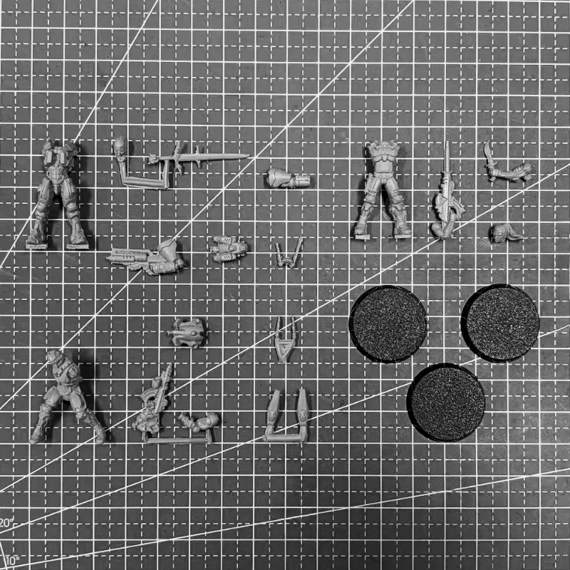 25mm Base Diecast Resin Assembled Model Kit War Game Chess Pan Oceanian Elite Troop Soldiers Unassembled and Unpainted