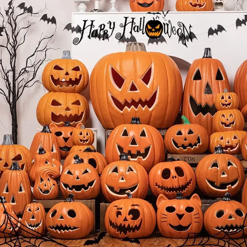 

Halloween decorations jack-o-lanterns scene arrangement ornaments luminous props secret room haunted house atmosphere photo