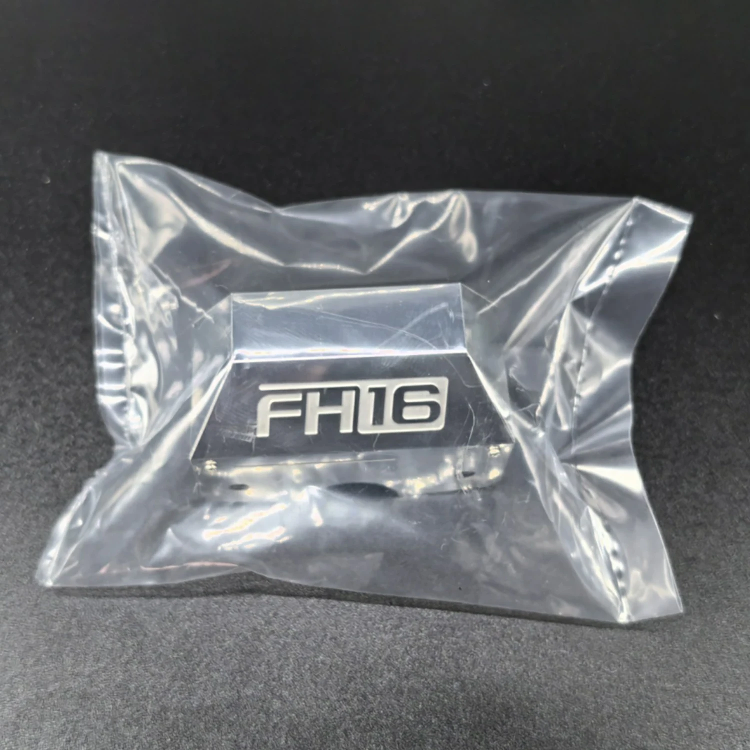 

Крышка двигателя, металлическая крышка коробки передач, противоскользящая пластина для масштаба 1/14, FH16 4x2, радиоуправляемый тягач, 5635, детали модели «сделай сам», аксессуары