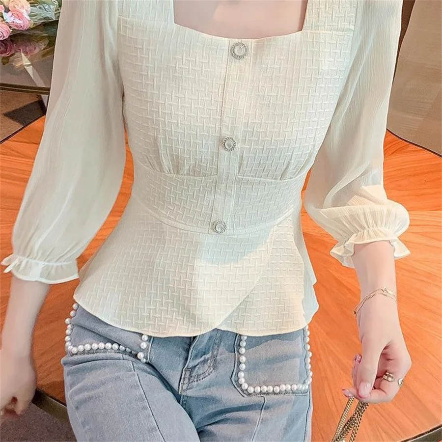 Woman Spring Autumn Style Blouses Shirts Lady Casual Three Quartz Sleeve Square Collar Blusas Tops DF4602