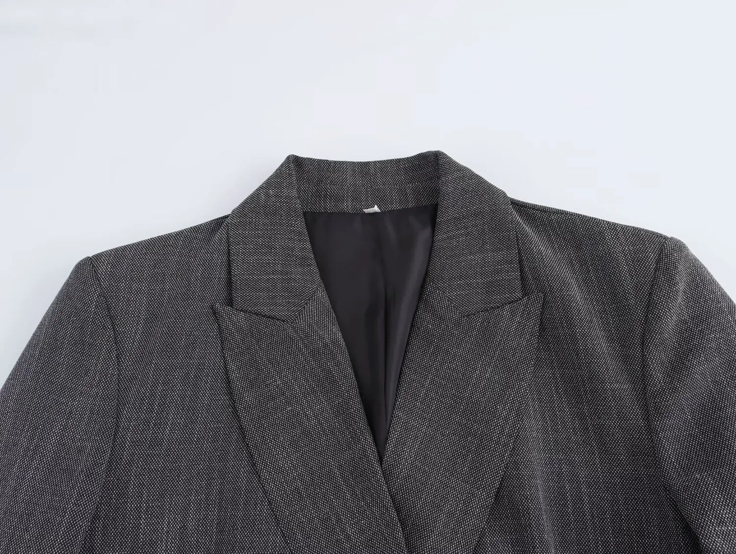 Cross-border early autumn new product temperament women's clothing with shoulder pads and double-breasted commuter style blazer