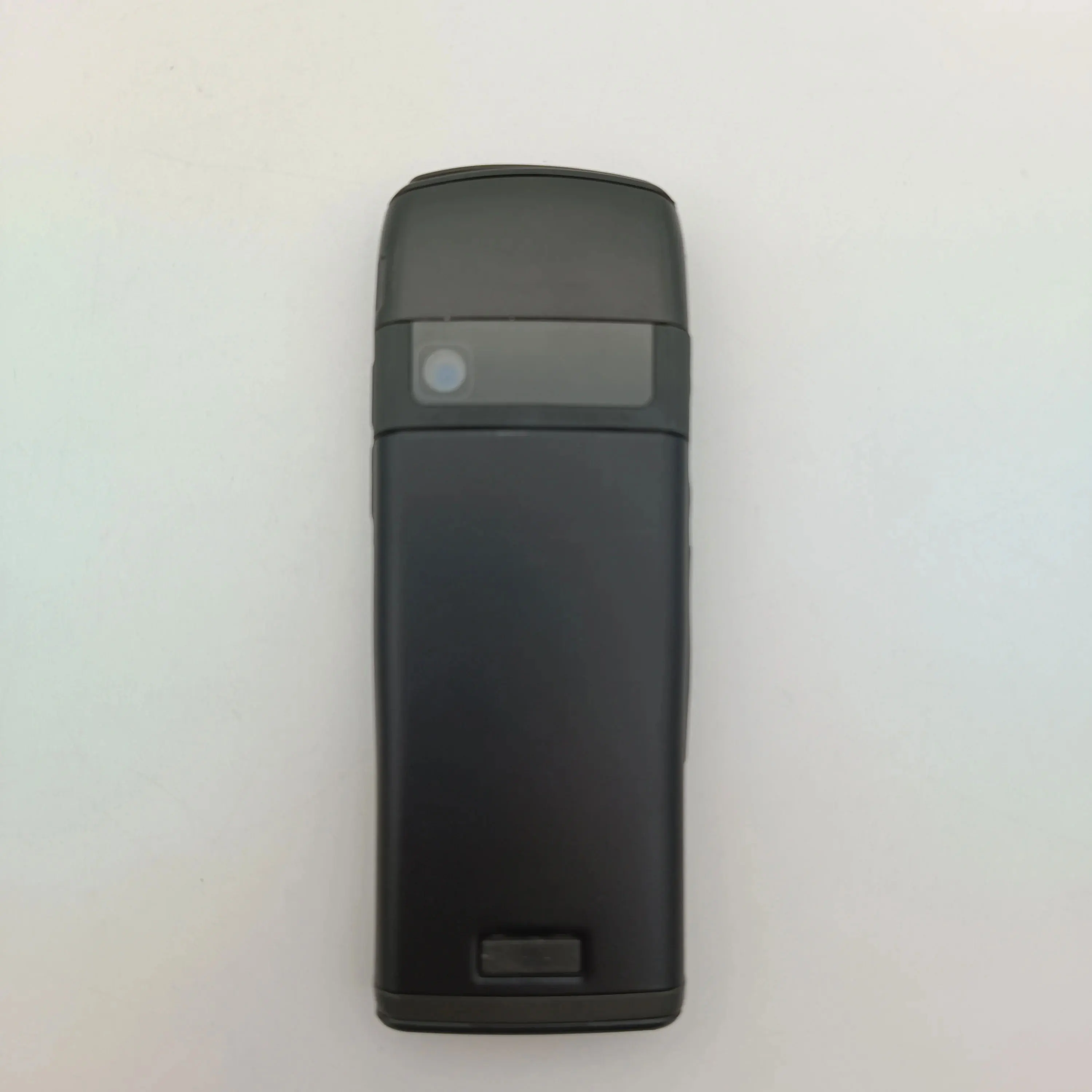 الأصلي مقفلة E50 شريحة واحدة بلوتوث 2.1 "970mAh مكبر الصوت شحن سريع الهاتف المحمول في حالة جيدة