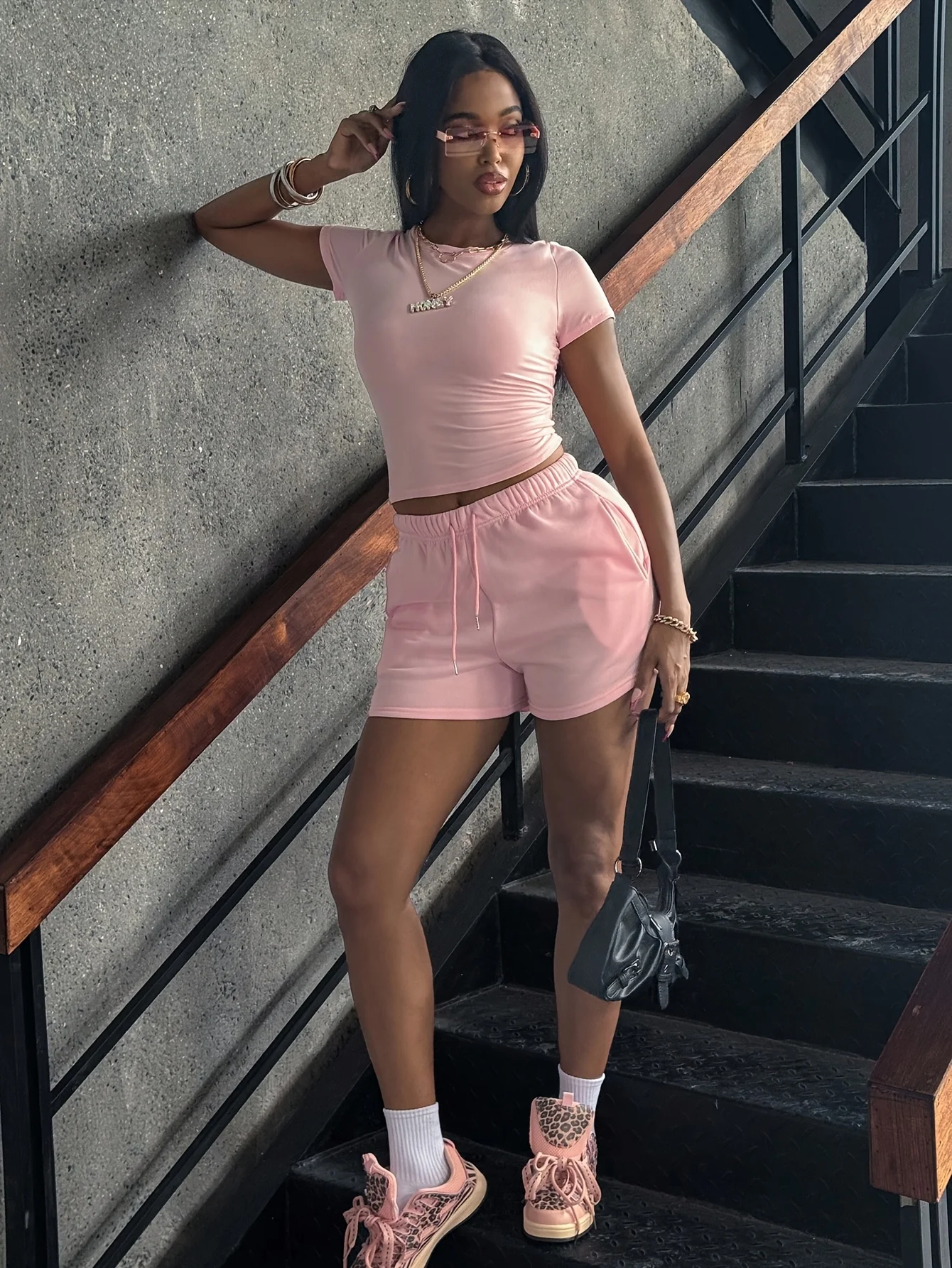 Two-piece set: crew neck short-sleeved T-shirt and drawstring waist casual shorts - Image 5