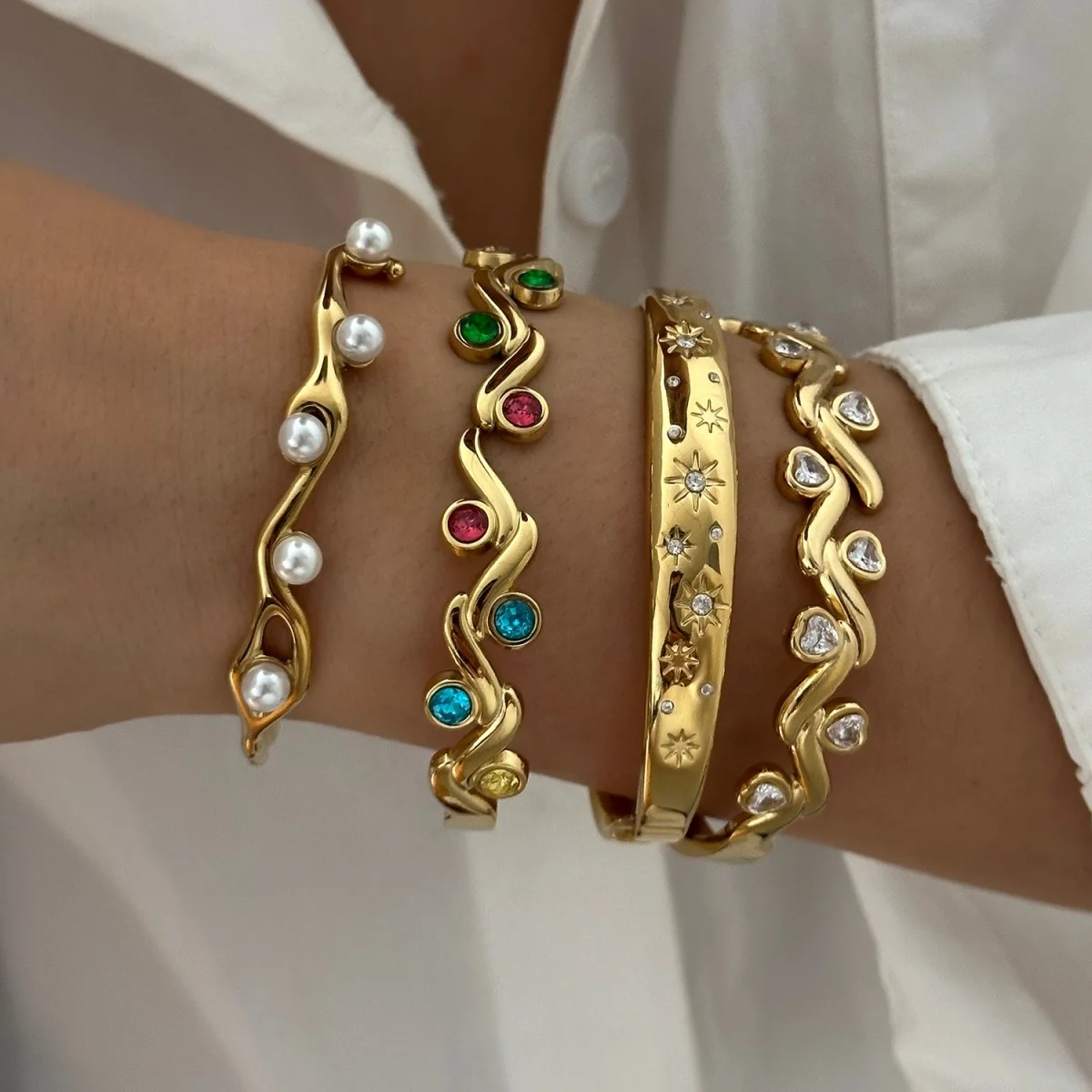 Vintage-Armreifen aus Edelstahl mit simulierten Perlen und Wellenmuster für Damen und Herren, bunter Zirkon-Stern, Liebesherz, gedrehter Armreif, Schmuck – Detail 13