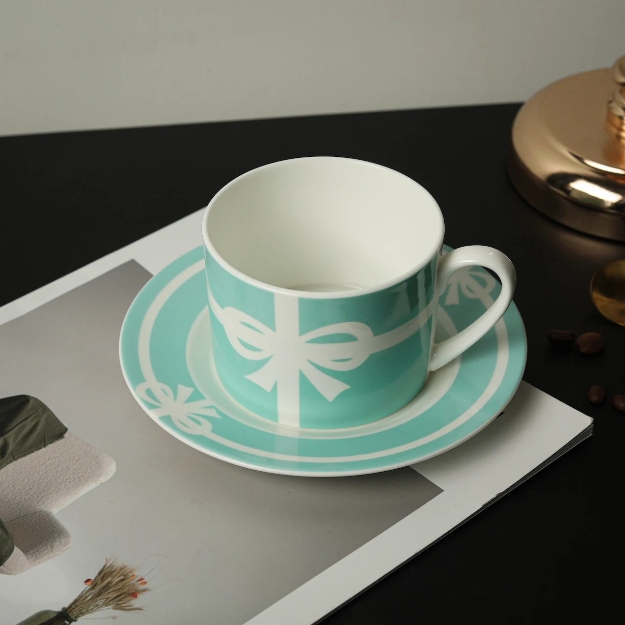 blue-european-porcelain-coffee-cup-and-plate-gift-box-single-ear-handle-bone-china-texture-design-dining-utensils