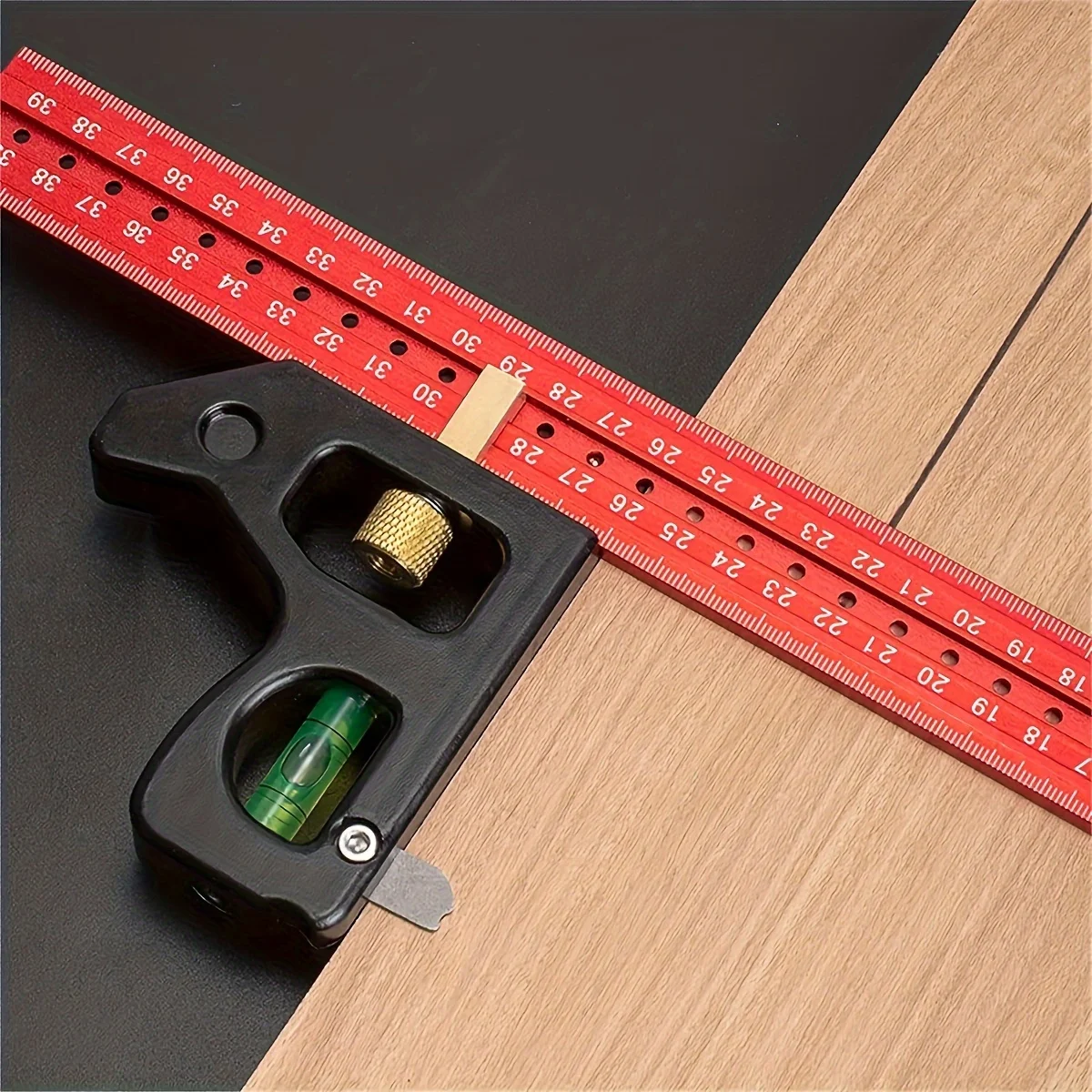 Multifunctional Carpenter\'s Combination Angles Ruler Metal Measuring Instrument For 90/45° Angles  Adjustable Gauges Tool Square