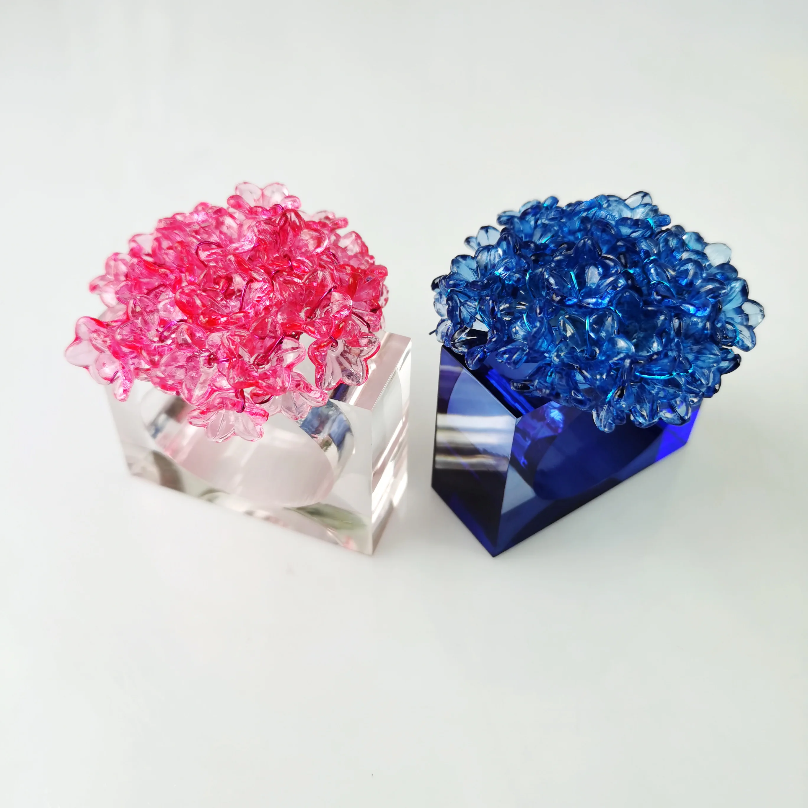 Free Shipping Flower Ball Napkin Ring For Holidays And Wedding Many Colors Set Of 4 Pcs