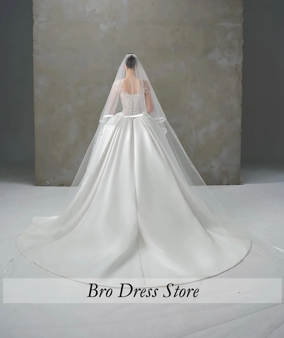 Customzied Elegant A-Line Wedding Dresses Long Sleeves Applique Bridal Dress Wedding Ball Gown Vestidos De Novia