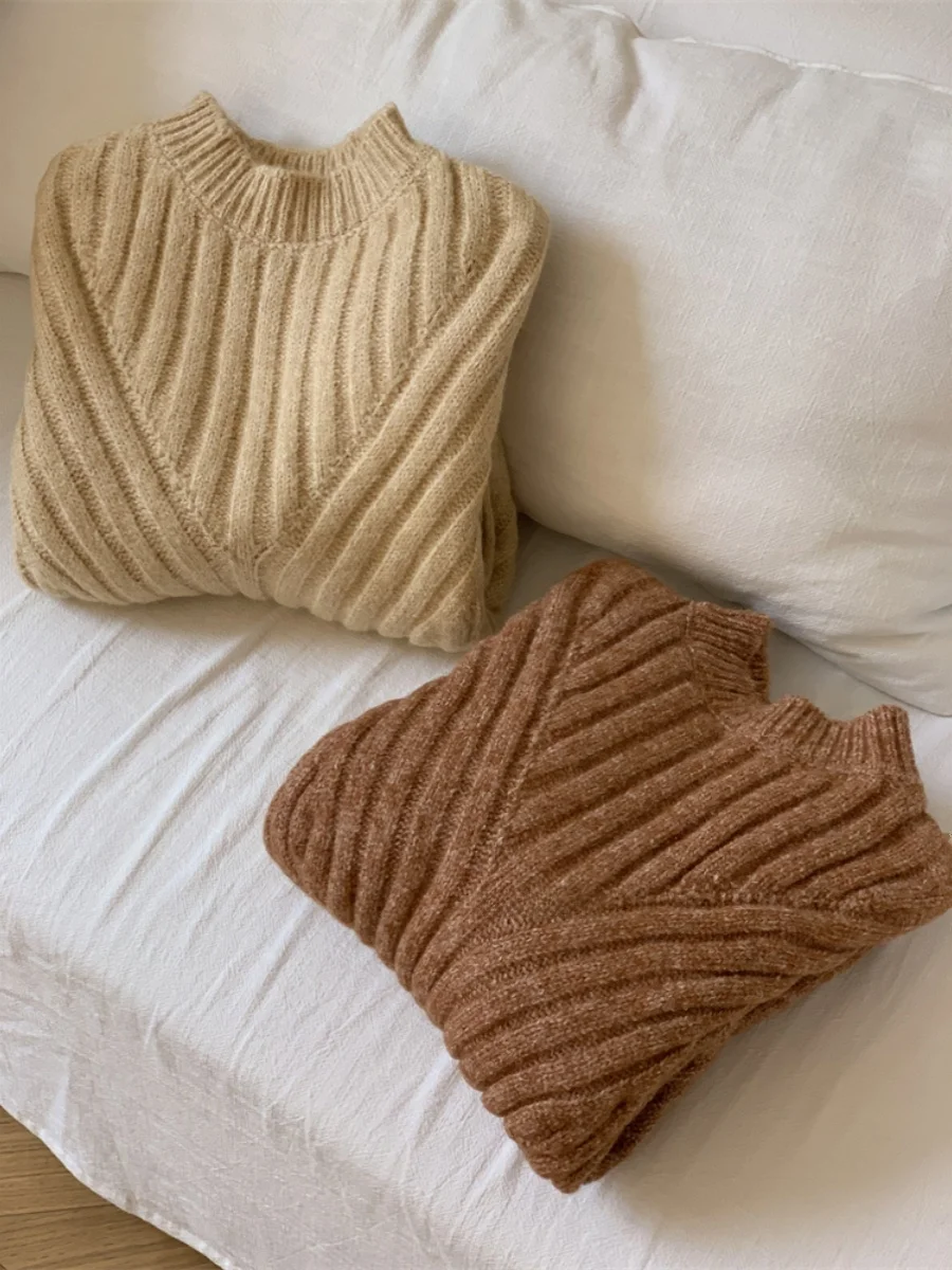 سترة محبوكة فضفاضة مجوفة من Thiened بتصميم علوي مع نسيج حاشية ونمط غير منتظم طويل Sve مستدير Ne #3