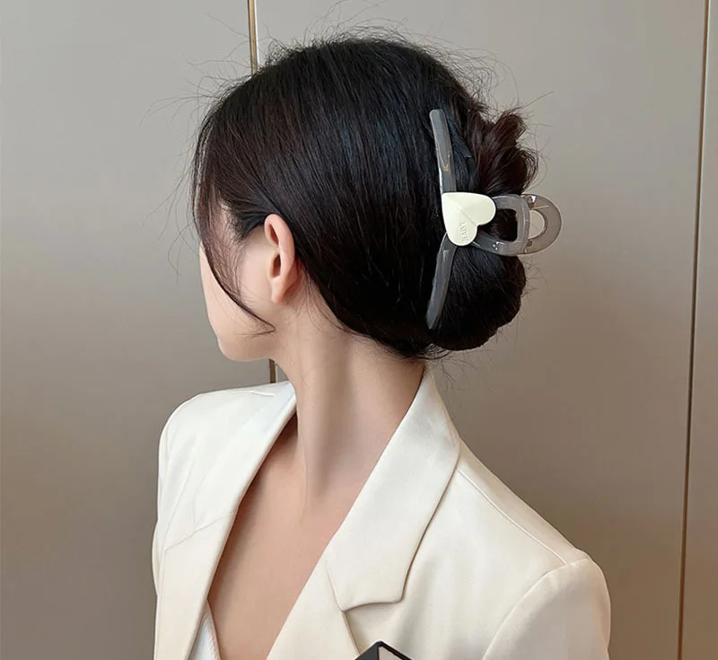 S3057 Plastic Hairpin For Women Hair Clip Bobby Pin Heart Lady Girl Barrette Back Head Shark Clip Large Grip Hair Accessories