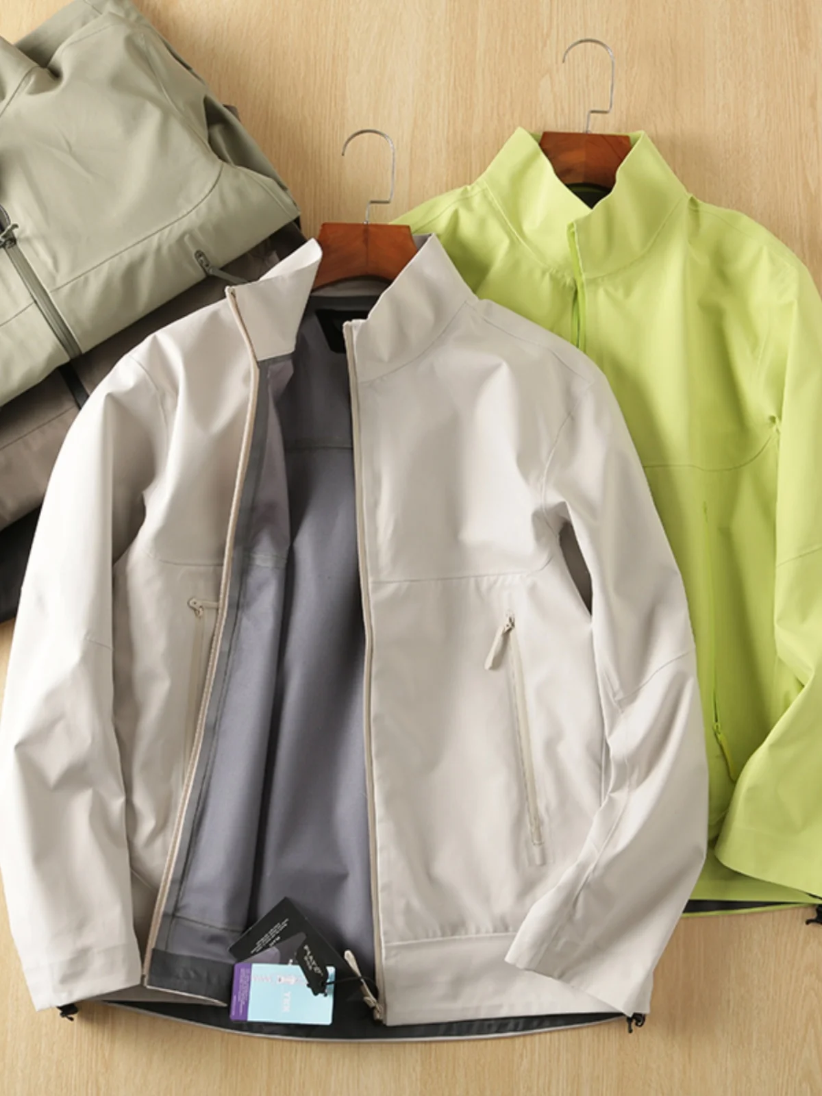 

Весеннее мужское тонкое водонепроницаемое дышащее пальто с воротником-стойкой от Hong Da Stand Fit Busin Gentleman Sle