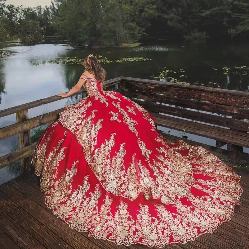 quinceanera dresses red and gold Amazon.com: Red Quinceanera Dresses Ball Gown Off Shoulder Corset Plus Size  Lace Mexican 15 Year Old Sixteen Princess Sweet 16 Prom Dress Gold/Black 2:  Clothing, Shoes & Jewelry