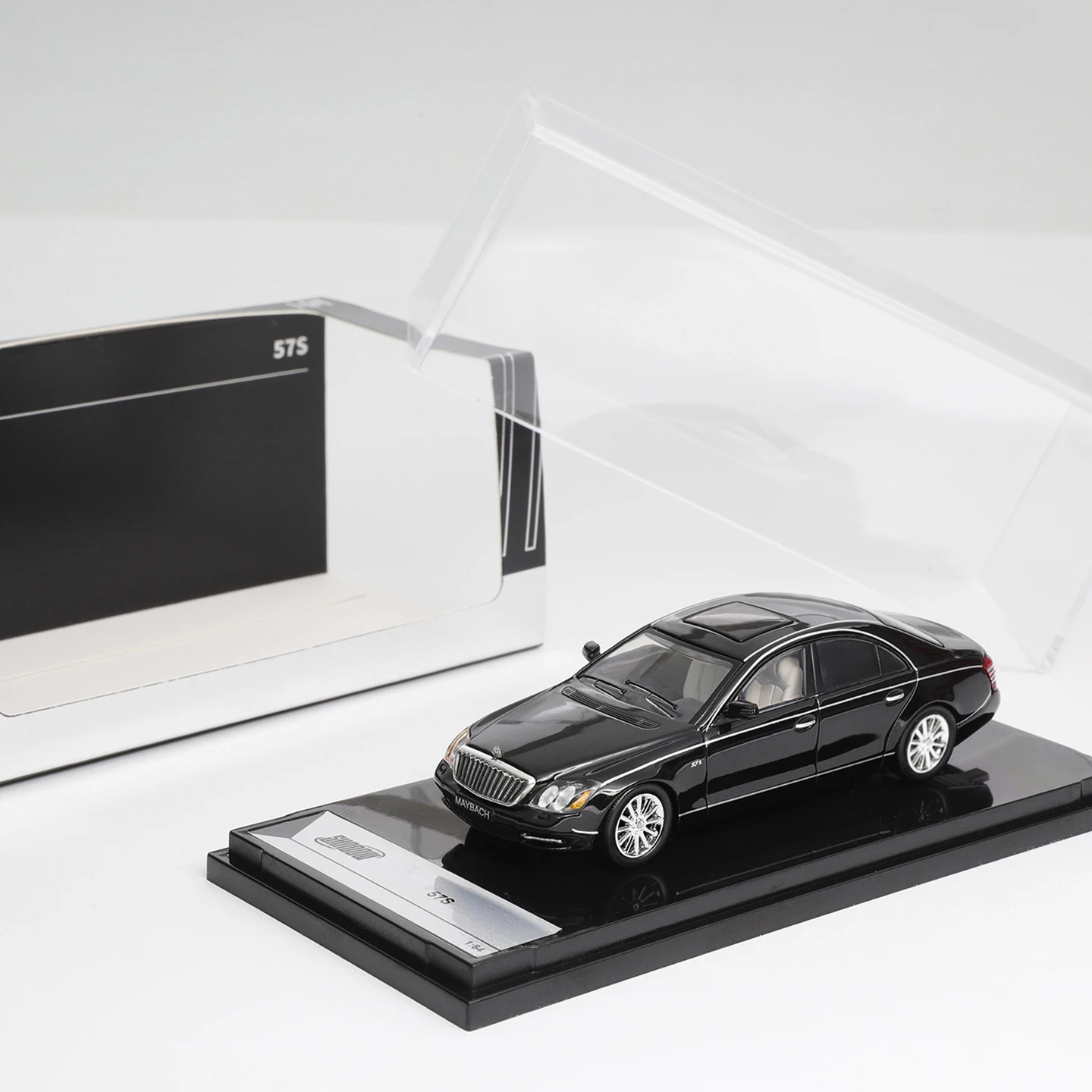 

DCT 1:64 Maybach 57S легкосплавный автомобиль, литье под давлением и игрушечный транспорт, модель автомобиля, миниатюрная масштабная модель автомобиля, игрушки для детей