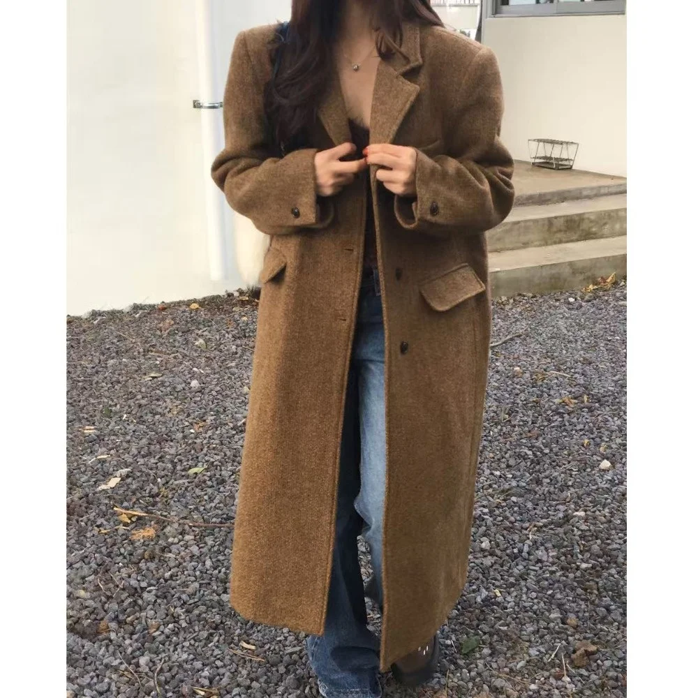 เสื้อโค้ทขนสัตว์สำหรับผู้หญิง ทรงยาว สไตล์ลำลอง ปกเสื้อแบบสูท ติดกระดุมเม็ดเดียว ดีไซน์เข้าชุด ให้ความรู้สึกหรูหราแบบย้อนยุค ความยาวแบบยาวพิเศษ ทำจากผ้าทวีด