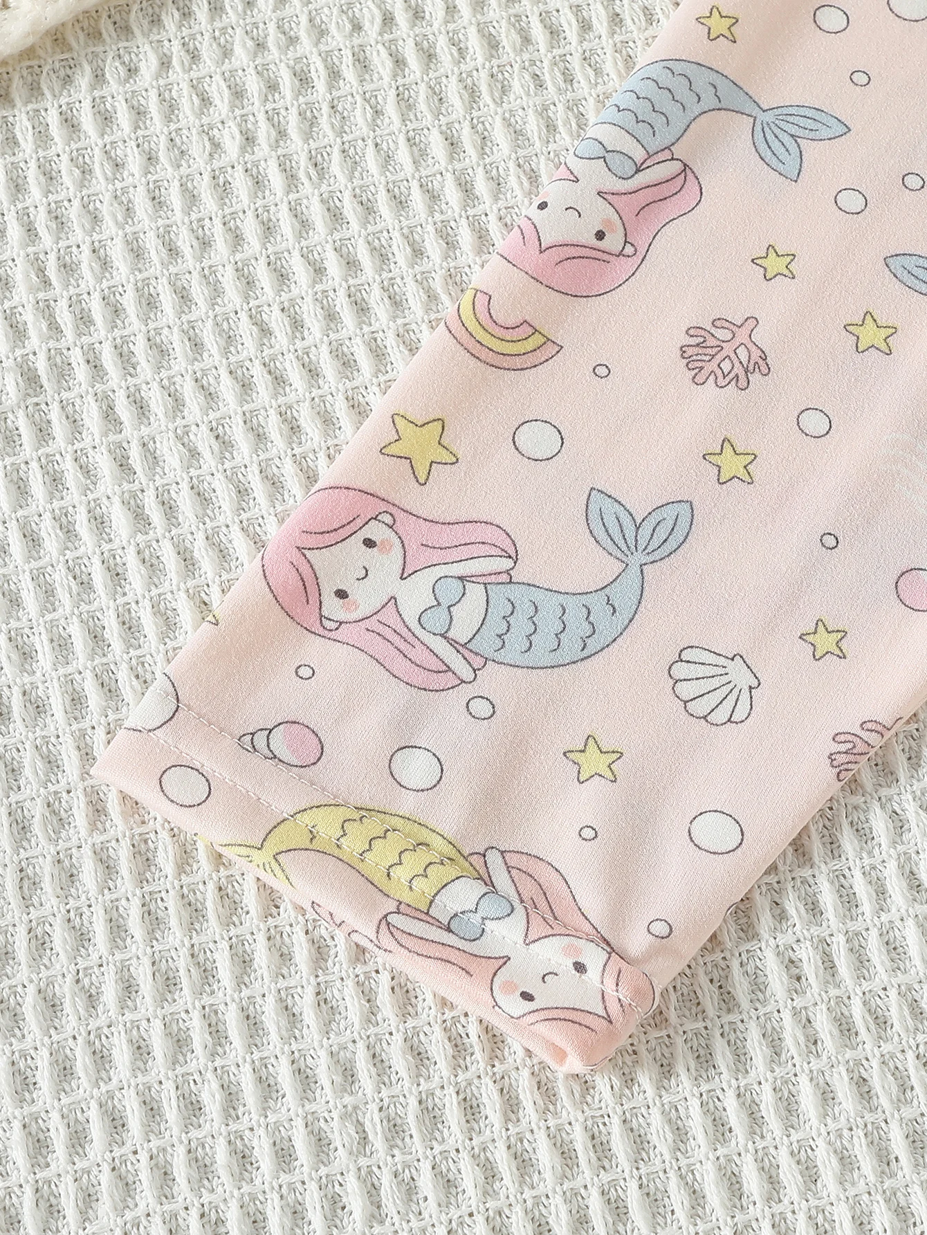 2-teiliger Kinder-Herbstanzug mit süßem Meerjungfrauen-Print, lässiger, warmer Anzug für Jungen und Mädchen, bequeme Hauskleidung, langärmelige Hose – Detail 11