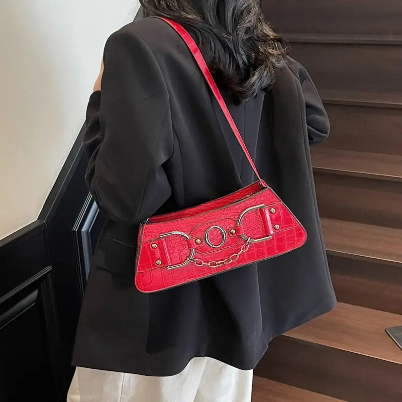 High-end Women's 2026 New Retro and Versatile Crocodile Pattern Trapezoidal Chain Letter Fashionable Single-shoulder Armpit Bag