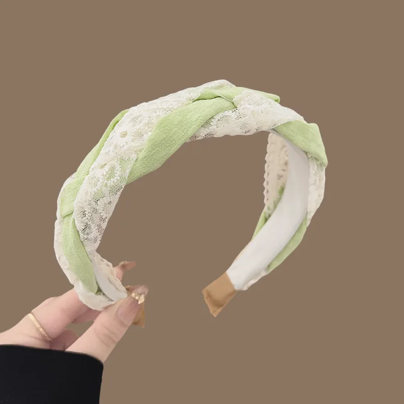 Простая широкая повязка на голову в корейском стиле, изысканный головной убор для девочек, модная тканевая повязка на голову с вышивкой, аксессуары для волос