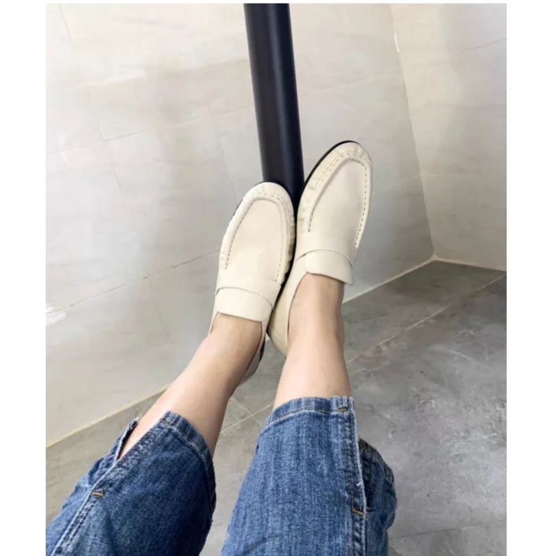 25 year new pleated round toe low heel comfortable soft cowhide college retro style one foot loafers