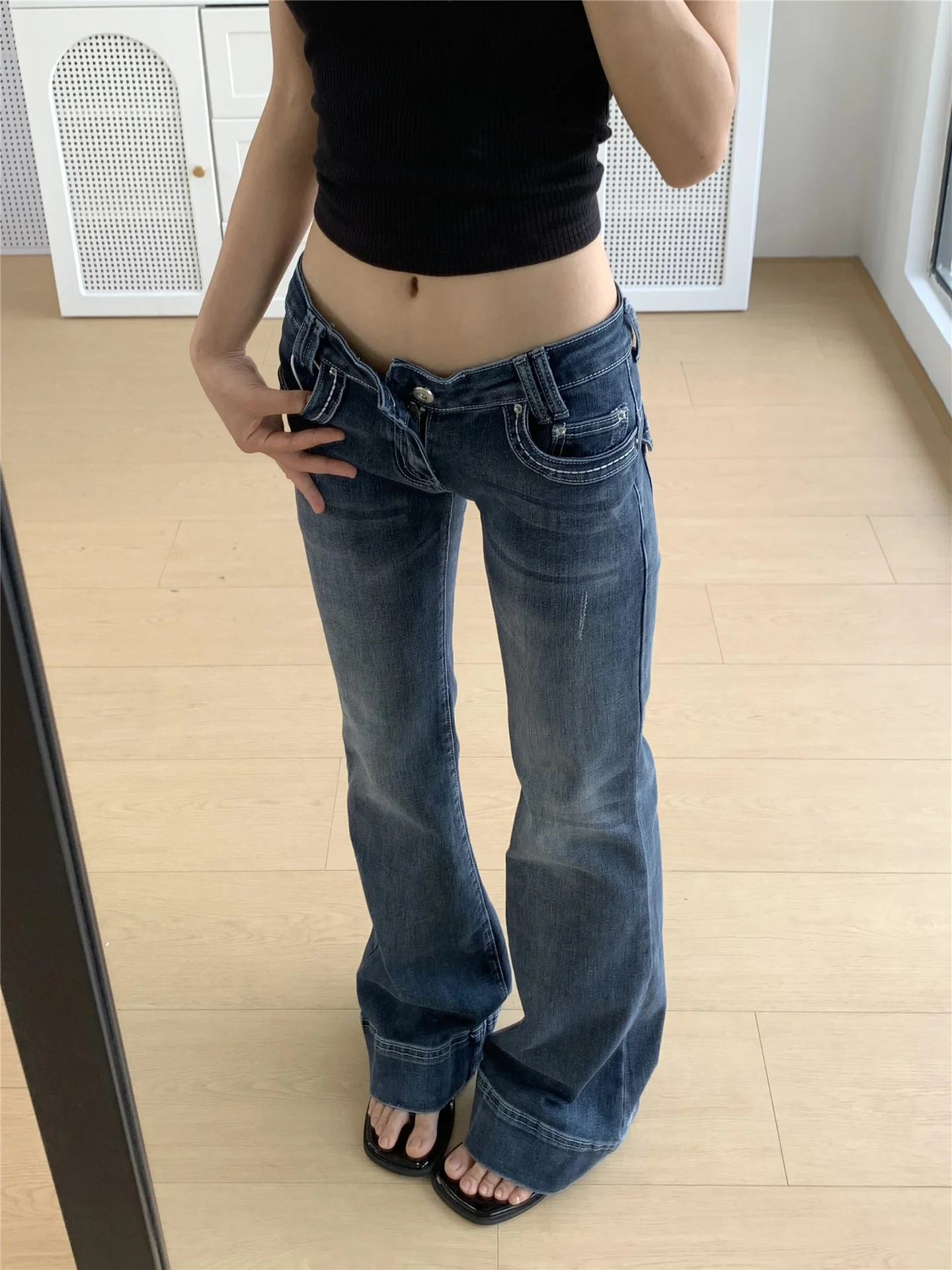 

Low Waist Bell Bottom Denim Jeans Women's Spring Fashion Slim Fit Elastic Design Casual Cotton Pants High Street Style