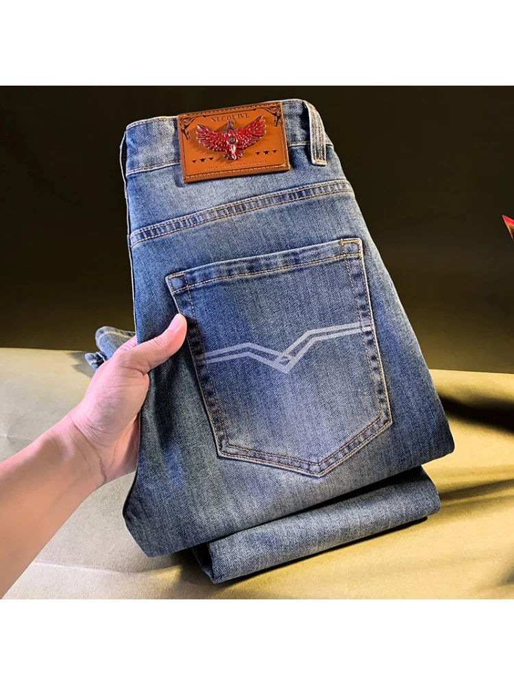 ライトラグジュアリーハイエンドジーンズメンズ秋の新作ブルースリムフィットレトロ弾性カジュアルストリート小脚パンツ男性