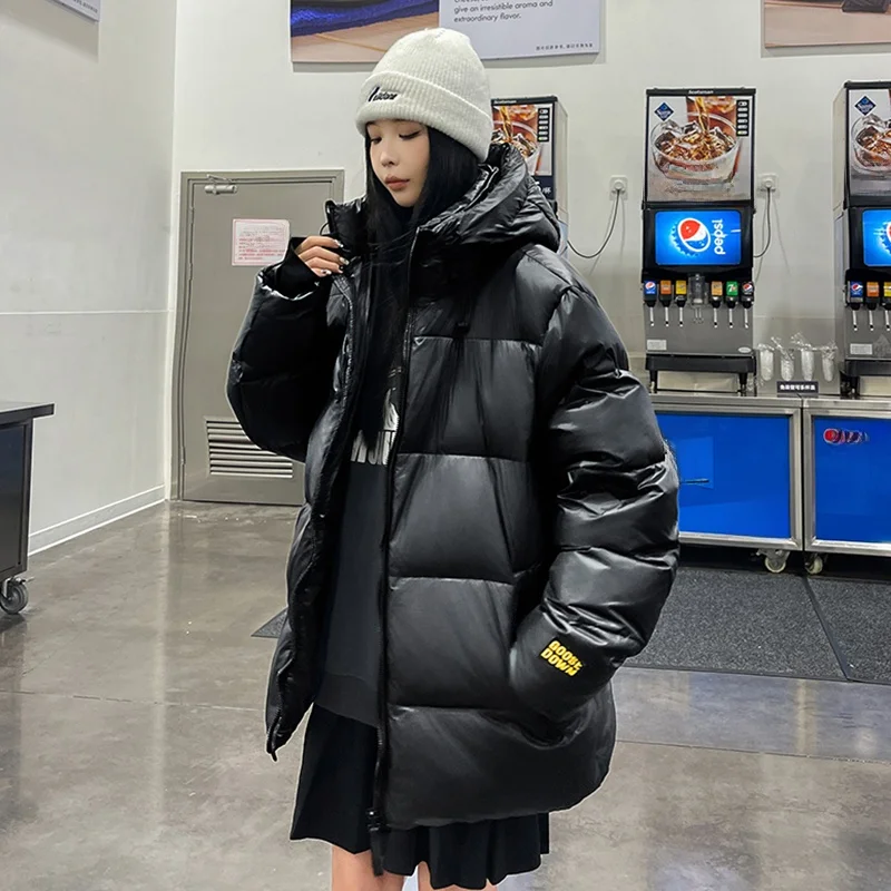 

New 2025 ort Thiened White Goose down Fce Lined Winter Jaet for Men And Women Trendy Couple Outwear Polyester Fiber