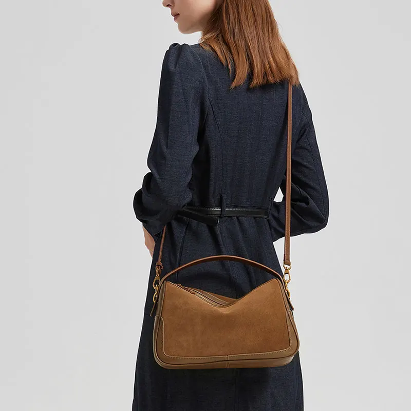 2025 حقيبة نسائية جديدة فاخرة مصمم حقائب كروسبودي انقسام جلد البقر حقائب النساء الجلد المدبوغ متجمد جلد البقر حقيبة كتف الإناث