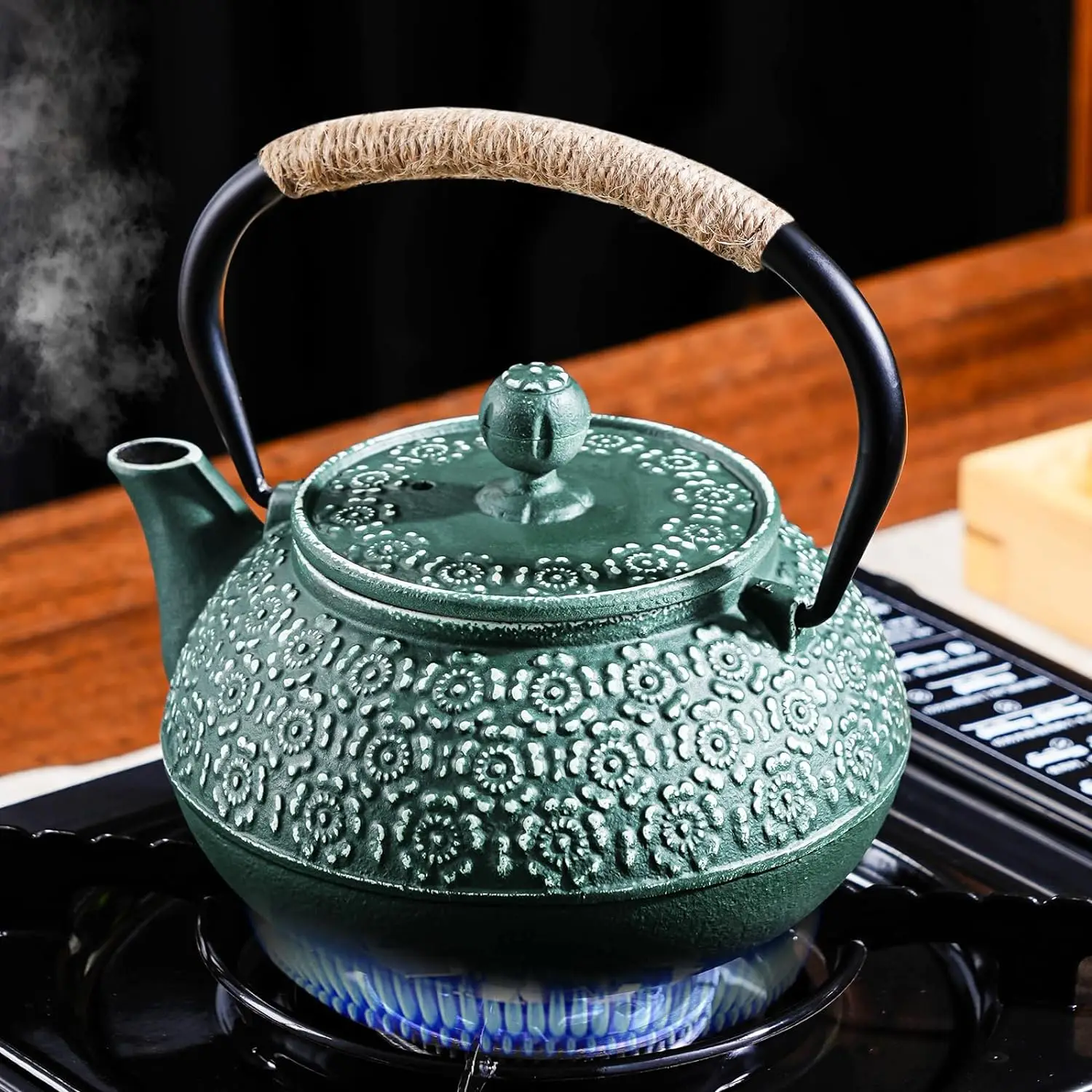 GIANXI 900ML Household Cast Iron Teapot Sakura Pattern Tea Kettle With Tea-Strainer Coffee Tea Water Pot Tea Set Kitchenware