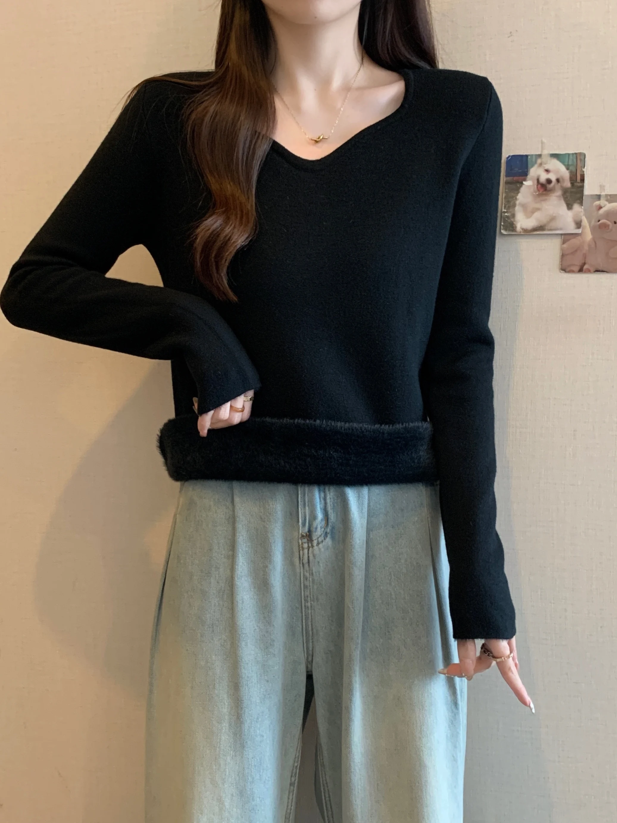 Damska dzianinowa bluzka plus size z podszewką z polaru, ocieplana, z długim rękawem, dekolt w serek, ciepła, z wysokim stanem, w stylu koreańskim, dopasowana.