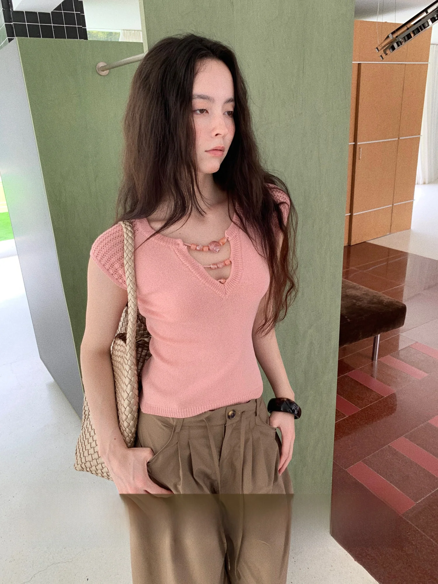 

Slim Fit ort Sve V-Ne Knitwear Rose Colored Summer T-irt Korean Sle Commute Faion Simple Design Women's Top