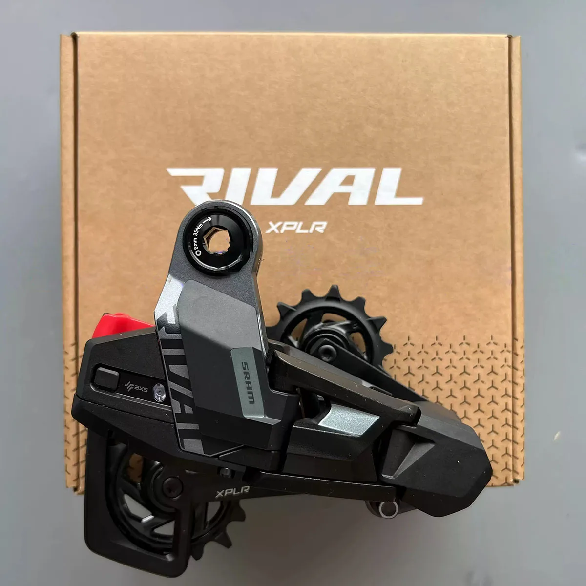 

SRAM Rival XPLR AXS Rear Derailleur RD-RIV-1E-E1 1x specific for use with 10-46T XPLR 13-speed cassette and Flattop chains