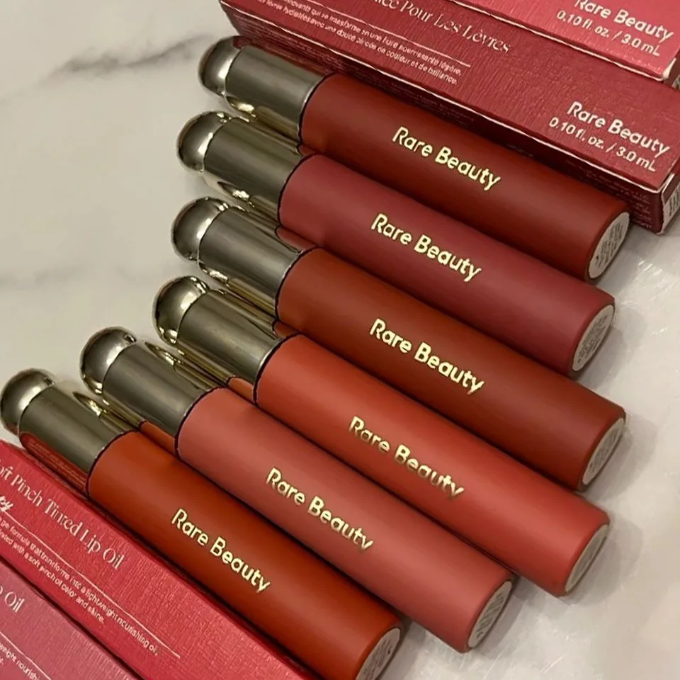 كريم أساس سائل كونسيلر لامع وبودرة أحمر الخدود هايلايتر ملمع شفاه سائل لامع للمكياج #1