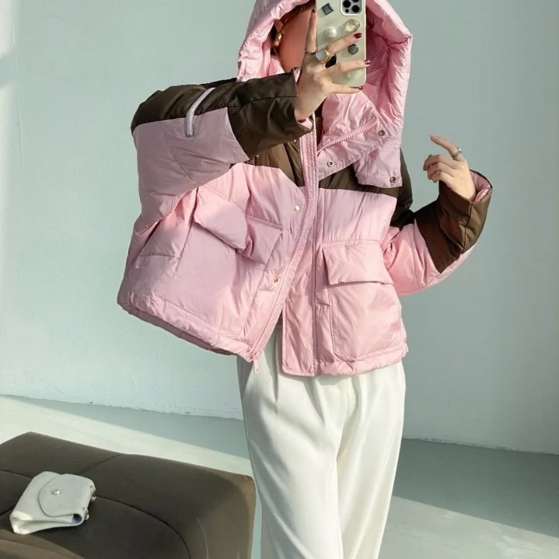 新しい厚みのある対照的な色ファッショナブルなショートダウンジャケット女性インターネット有名人ホワイトダックダウンプロコートトレンディ