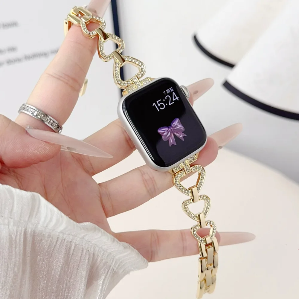 

Diamond Heart Watch Straps for Apple Watch 38 40 41 S10 S11 42mm Creative Love Wristband for iwatch S11 10 9 Ultr 8 7 Bracelets
