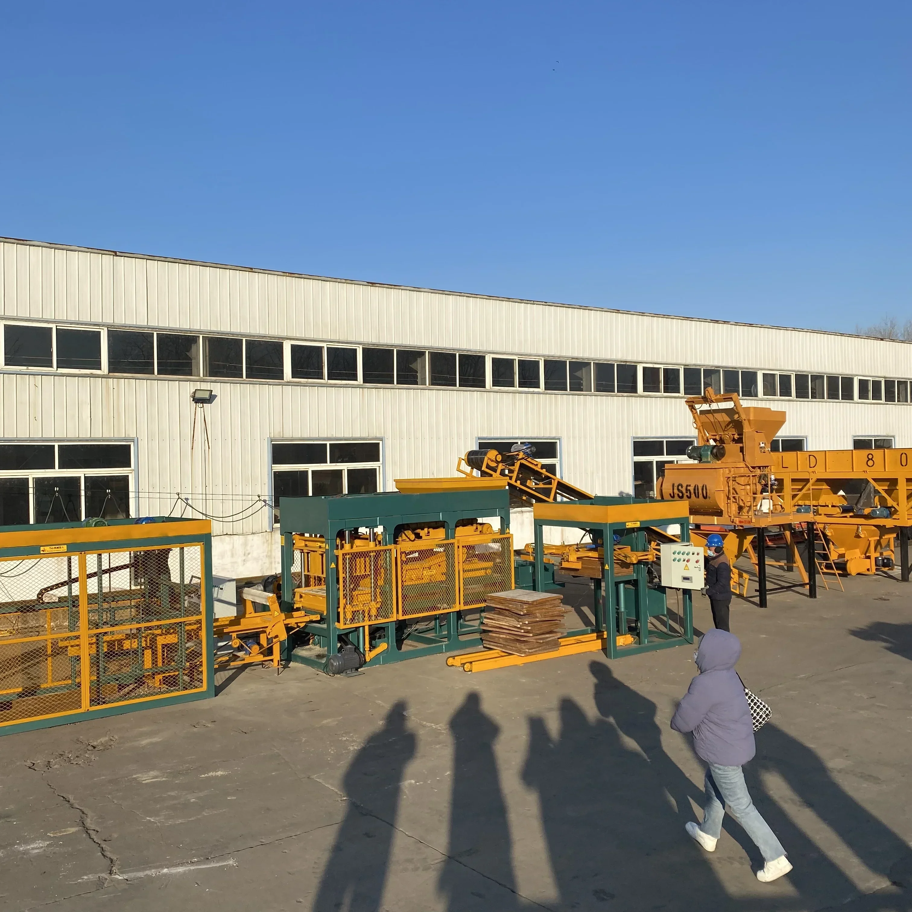 ماكينة تصنيع الطوب QT6-15 رائجة البيع ماكينة تصنيع البلوك الخرسانية ماكينة الطوب لصنع ماكينة الطوب الأوتوماتيكية